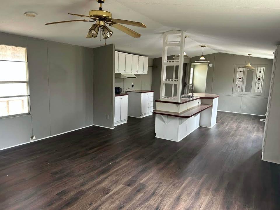 2-Bedroom home for rent in Huntington — Unit H333